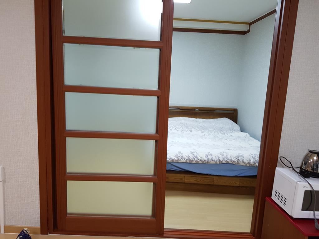 Bluesky Pension Pocheon Exterior photo